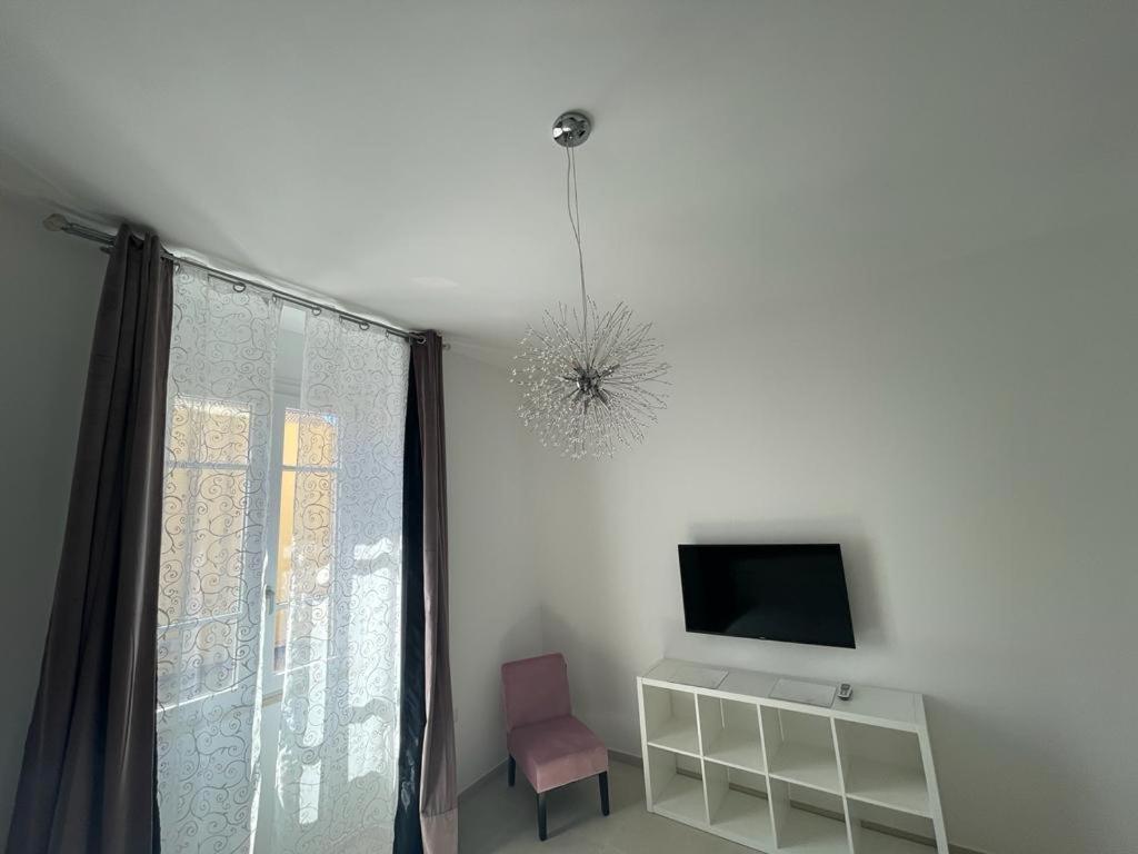 Xoxo Cagliari Apartment Ngoại thất bức ảnh
